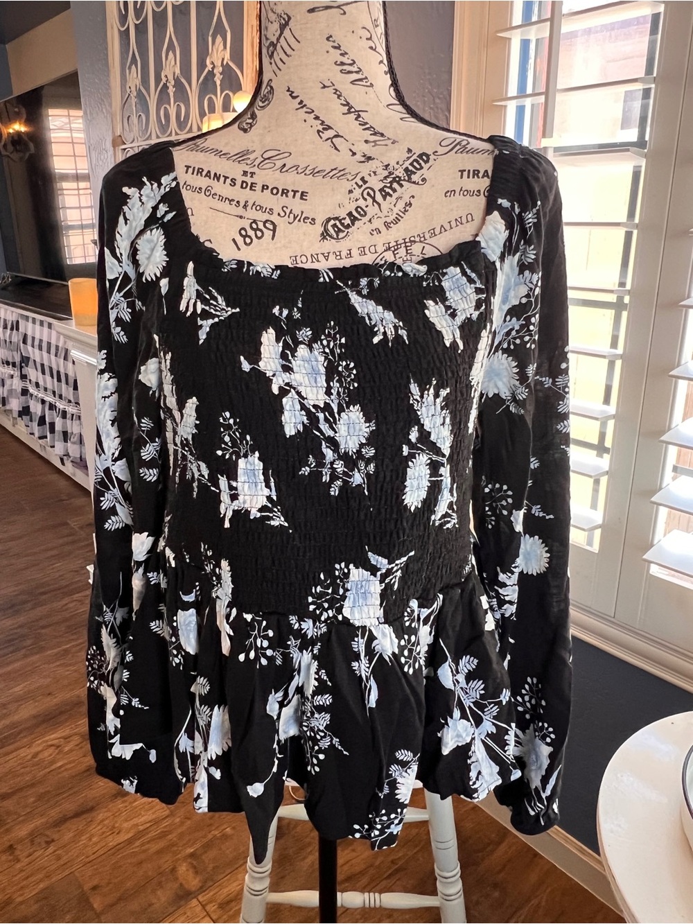 torrid Black Floral Smocked Peplum Tunic